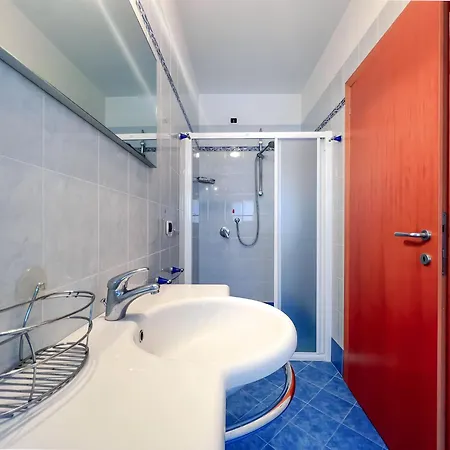 Apartament Pleione 34 *
